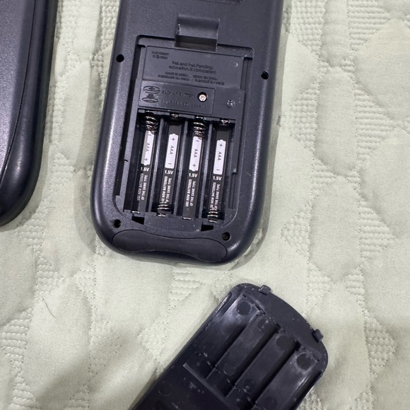 Texas Instruments TI-84 Plus Graphing Calculator - Black - Picture 4 of 4